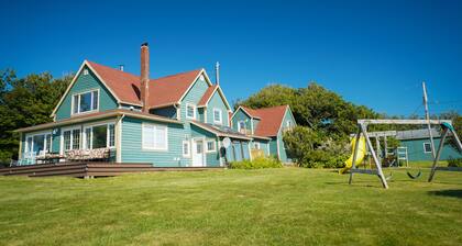 The perfect getaway home for families or large groups!