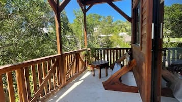 Standard Cabin | Balcony