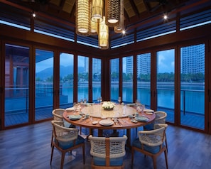 Daily buffet breakfast (CNY 238 per person) - Grand Hyatt Shenzhou Peninsula (Wanning)