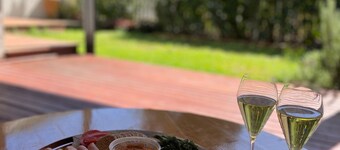 Somerset Dam Retreat - Relax & unwind. Sleeps 10