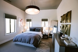 3 bedrooms, desk, iron/ironing board, WiFi - Yount Ridge Estate, Yountville CA (Napa)