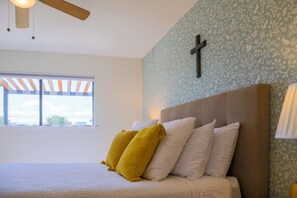 3 dormitorios, tabla de planchar con plancha, wifi gratis y ropa de cama