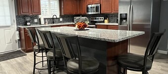 ~~~ Huge Family Retreat w/Movie Theater & Game Room~~~