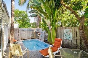 Interior - Key Lime Pie by Avantstay Ideal Location w/ Splash Pool & Out Door Dining Month Long Stays Only (Key West)