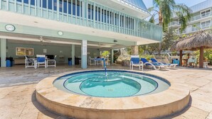 Apartment (2 Bedrooms) | Interior - Brisa Del Mar by Avantstay Communal Pool Gated Community Ocean Front (Key West)