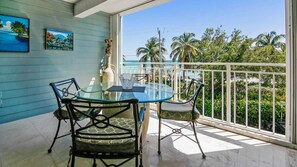 Casa (2 Bedrooms) | Interior