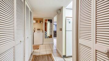 House (2 Bedrooms) | Bahagian dalam