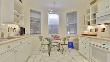 Ház (2 Bedrooms) | Belső rész
