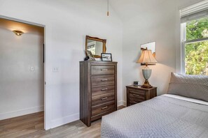 Interior - Land Of Love by Avantstay Pets Allowed! Shared Pool! Great Location! Month Long Stays Only (Key West)