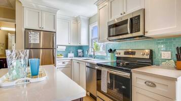 House (2 Bedrooms) | Bahagian dalam