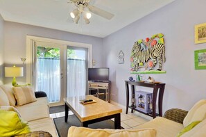 Casa (2 Bedrooms) | Interior