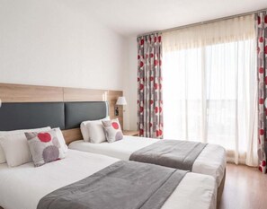 1 bedroom, in-room safe, free WiFi, bed sheets