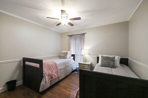 4 bedrooms, WiFi