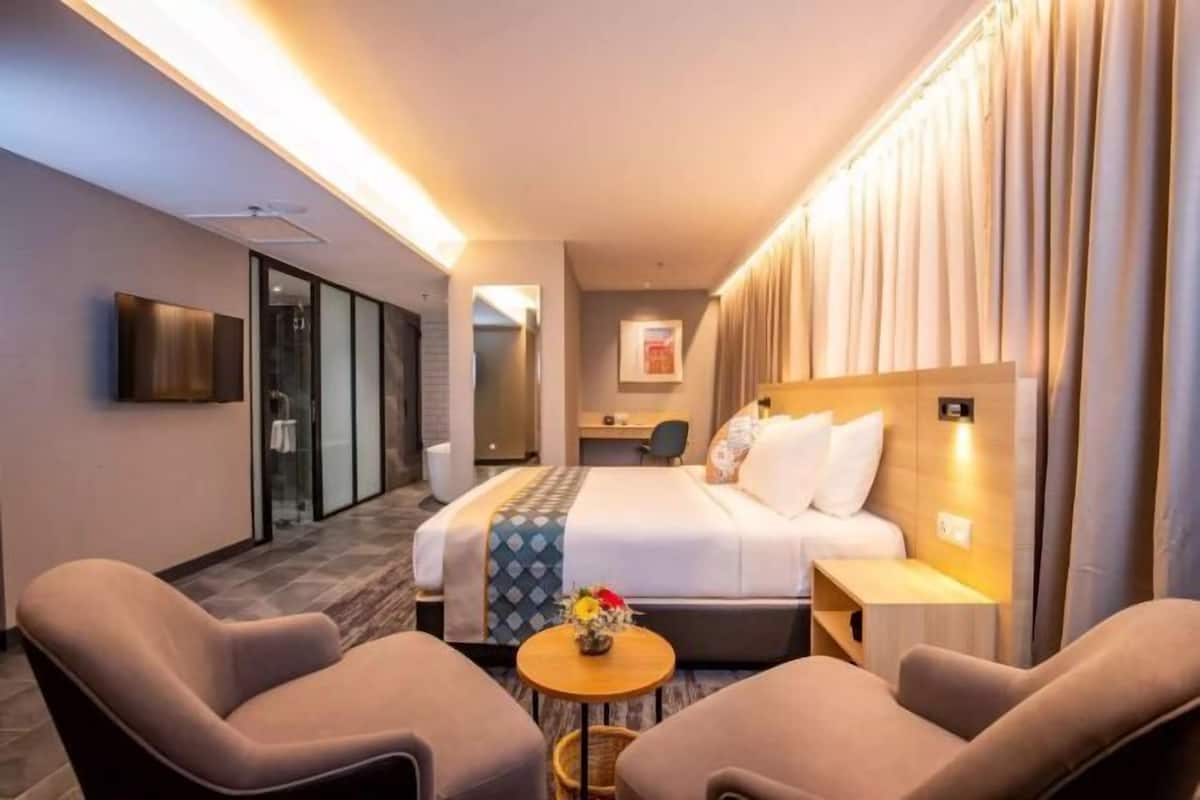 1 chambre, matelas mémoire de forme, minibar