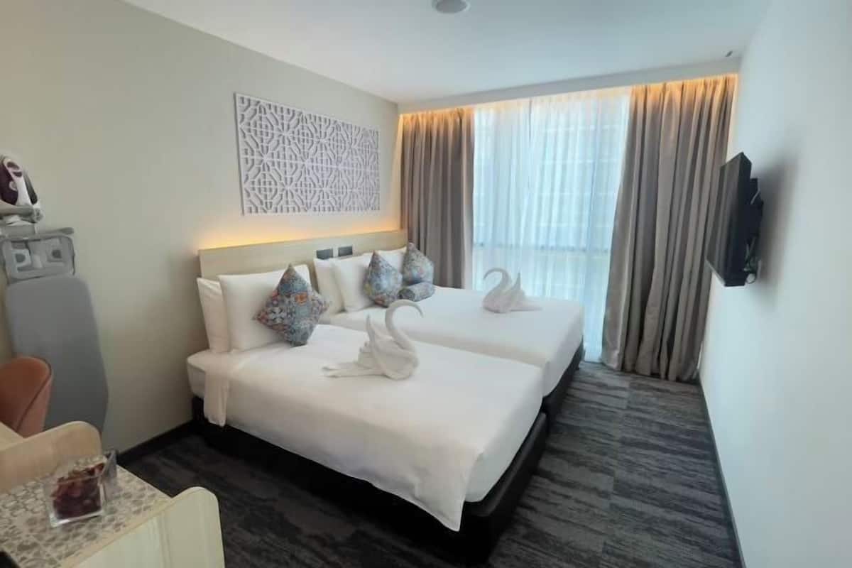 1 chambre, matelas mémoire de forme, minibar