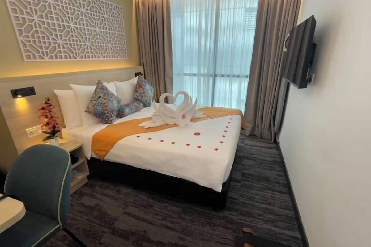 1 chambre, matelas mémoire de forme, minibar