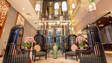 Sala de estar en el lobby