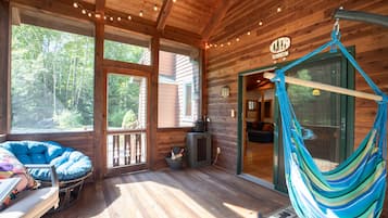 Smart TV, fireplace, foosball, books