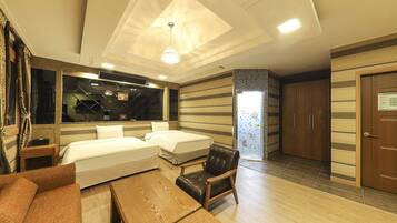 Basic Twin Room, 2 Bedrooms | Free WiFi, bed sheets