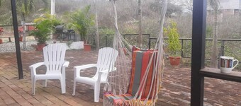 Amazing ocean view, 10 min walk to beach, quiet, fully furnished