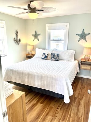 3 bedrooms, iron/ironing board, travel cot, free WiFi