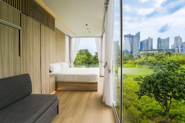 Dúplex | 1 habitación, espacio para trabajar con laptop y cortinas blackout