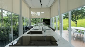 Duplex Suite @ Garden Pod | Private kitchen | Mini-fridge, microwave, stovetop, electric kettle