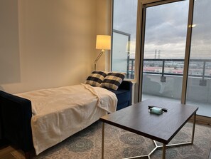 1 Schlafzimmer, Schreibtisch, BĂŒgeleisen/BĂŒgelbrett, kostenloses WLAN