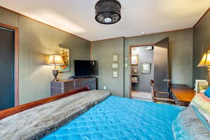 3 bedrooms, desk, free WiFi, bed sheets
