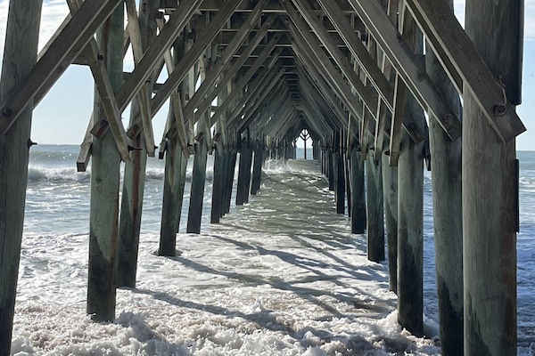 Una spiaggia nelle vicinanze