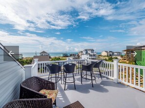 Property grounds - New with amazing views! Sandy Bottoms Beach House (Surf City)