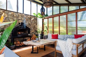 Interior - Reserve-front to two beaches with hot tub & fire (Bowentown)