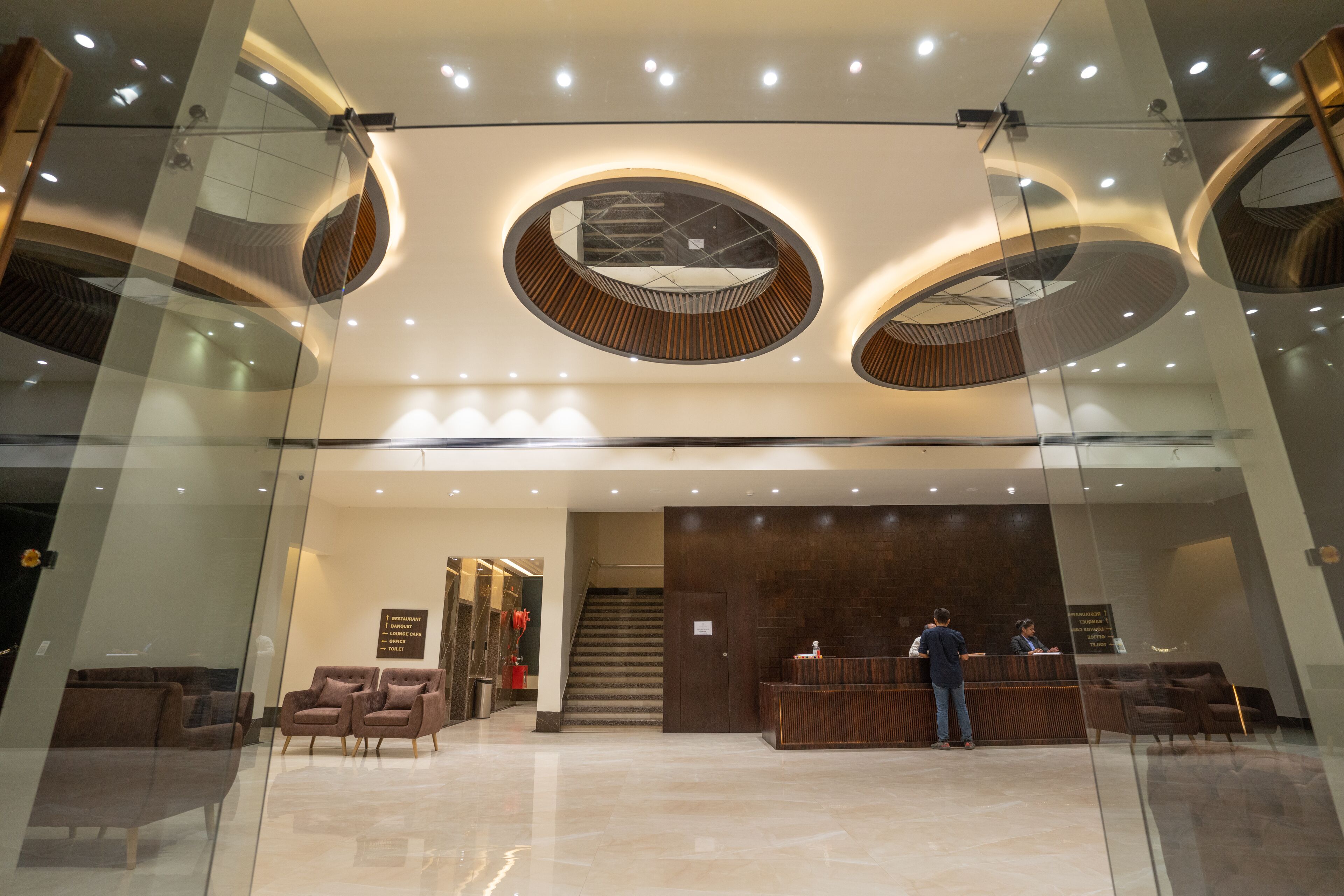 ロビーラウンジ