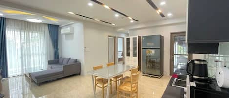 Luksus-lejlighed (Panorama Suite) | Premium-sengetøj, senge med topmadrasser, individuelt design