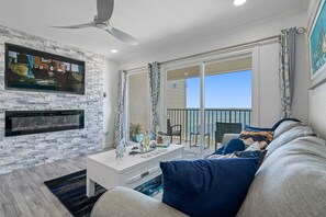 Smart TV, fireplace - Sunset Paradise - Find yourself in Tampa (Tampa)
