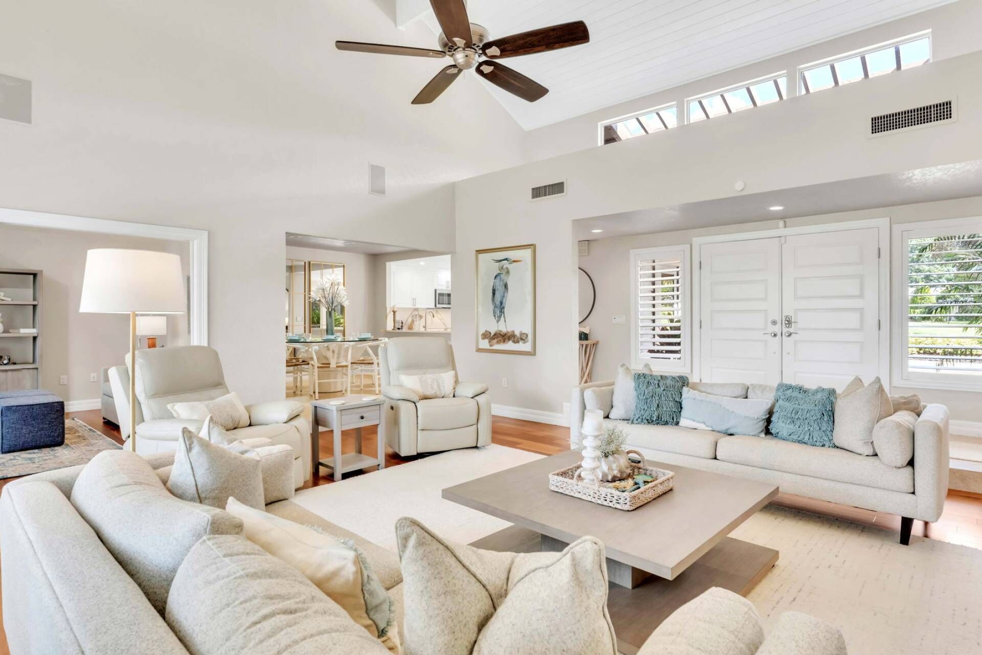 Smart TV, escritórios, monitores de computador, impressoras