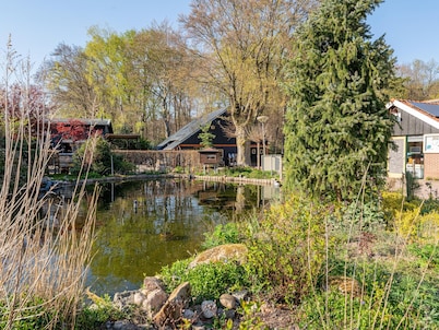 Cosy chalet with stunning views of the Veluwe