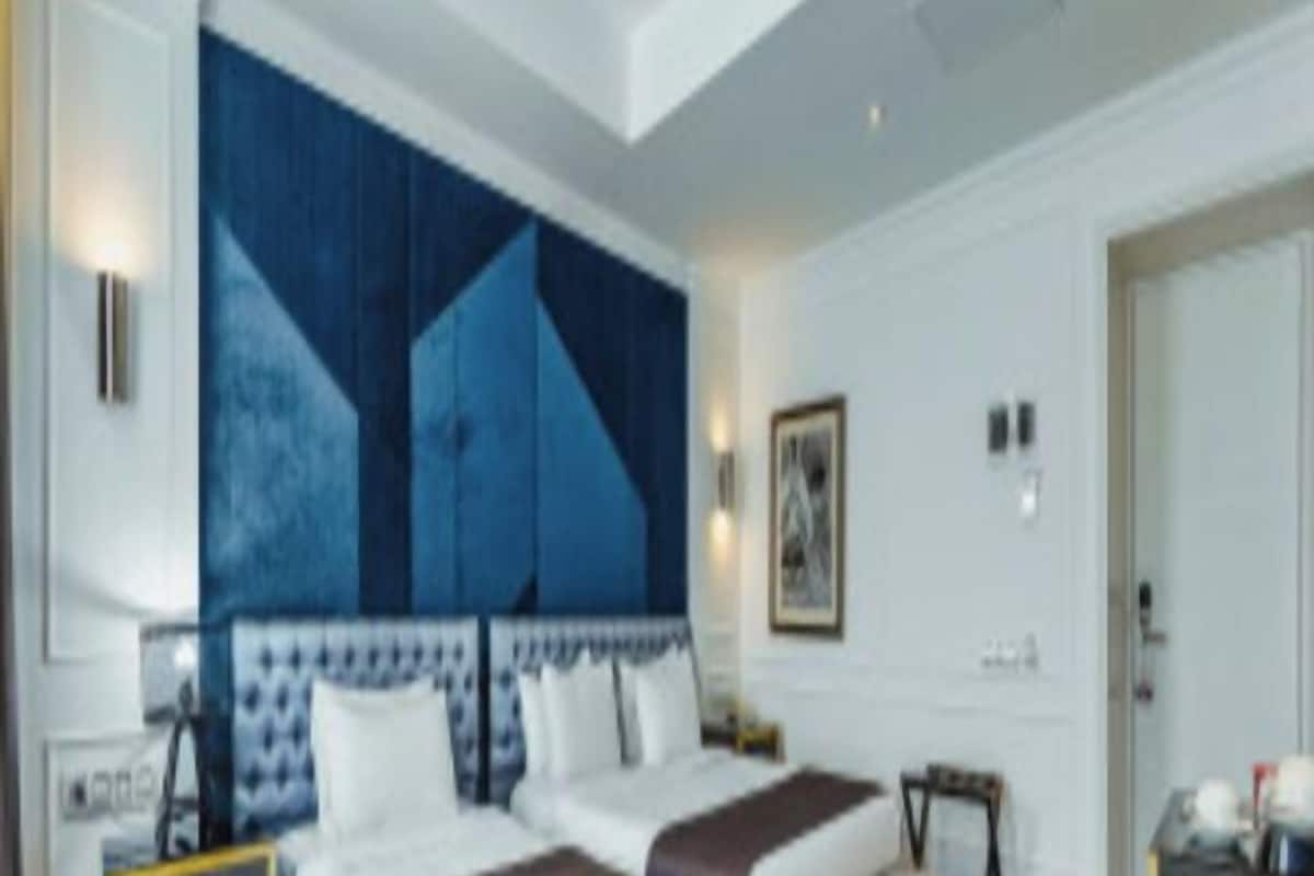 1 bedroom, premium bedding, minibar, in-room safe