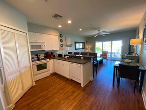 콘도, 침실 2개 |  전용 주방