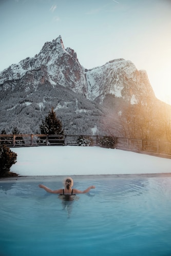 Sonus Alpis - Adults Only