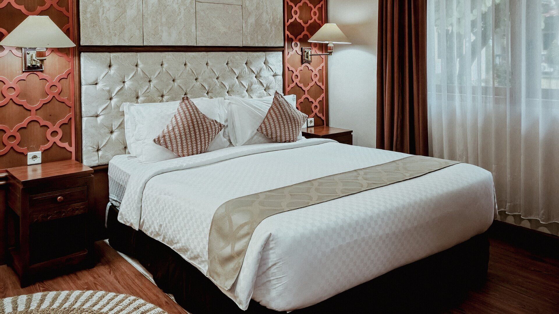 Suite | Desk, free WiFi, bed sheets