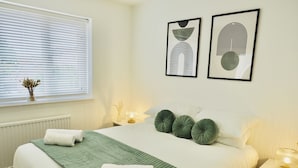 City House | 2 bedrooms, premium bedding, desk, laptop workspace - SA Today 1 SMC Taunton (Taunton)