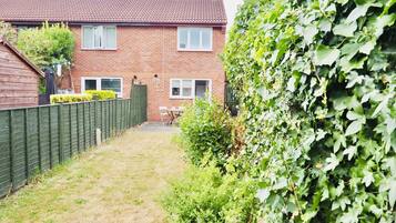 Rumah Kota | Teras/patio