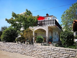 Estúdio (Studio Apartment with Balcony) | Jardim