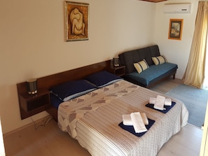 Studio (Studio Apartment with Balcony) | 1 bedroom - Apartments Snježana Carev (Tisno)