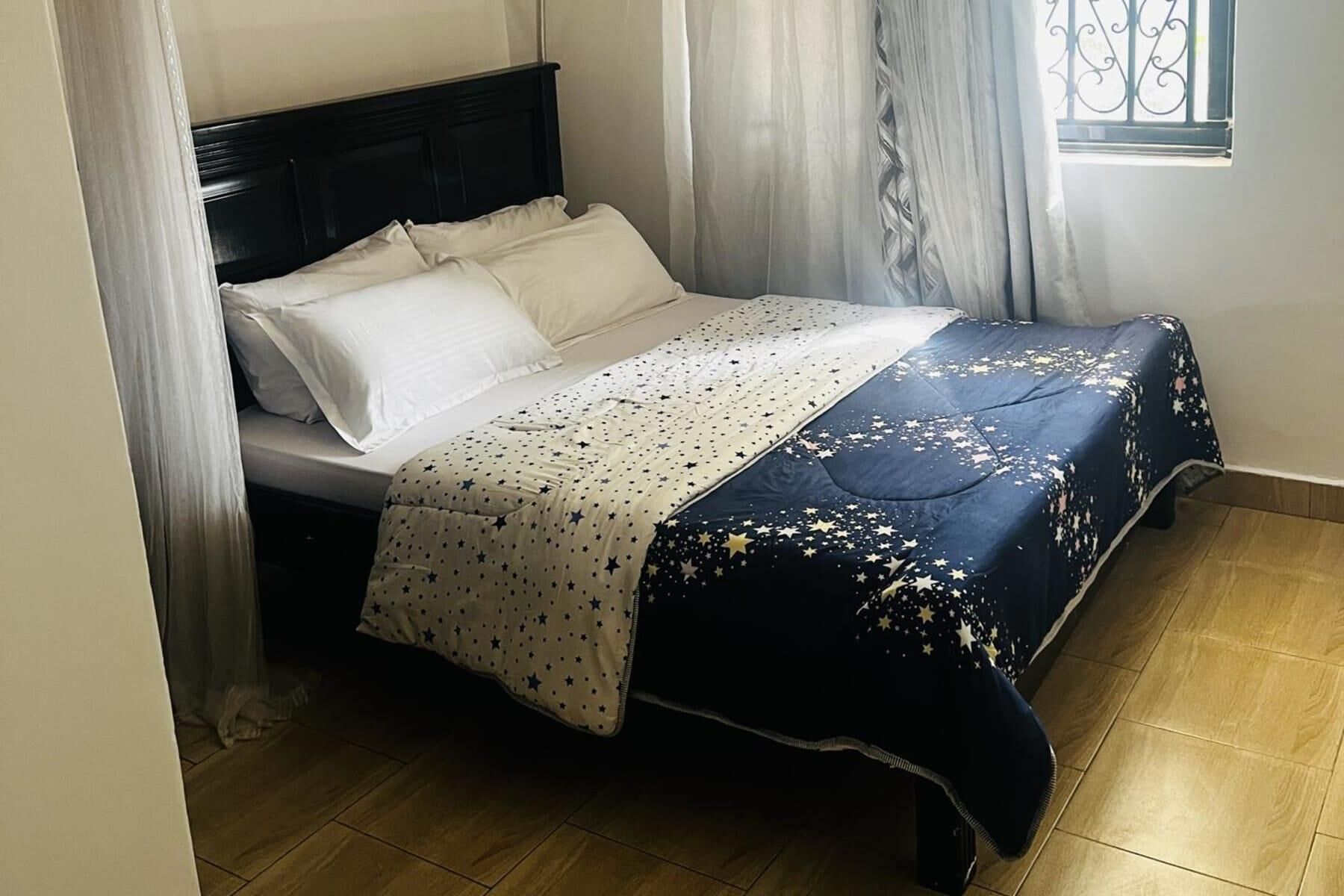 3 bedrooms, iron/ironing board, free WiFi, bed sheets