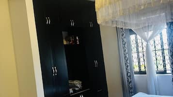 3 soverom, strykejern/-brett, wi-fi (inkludert) og sengetøy