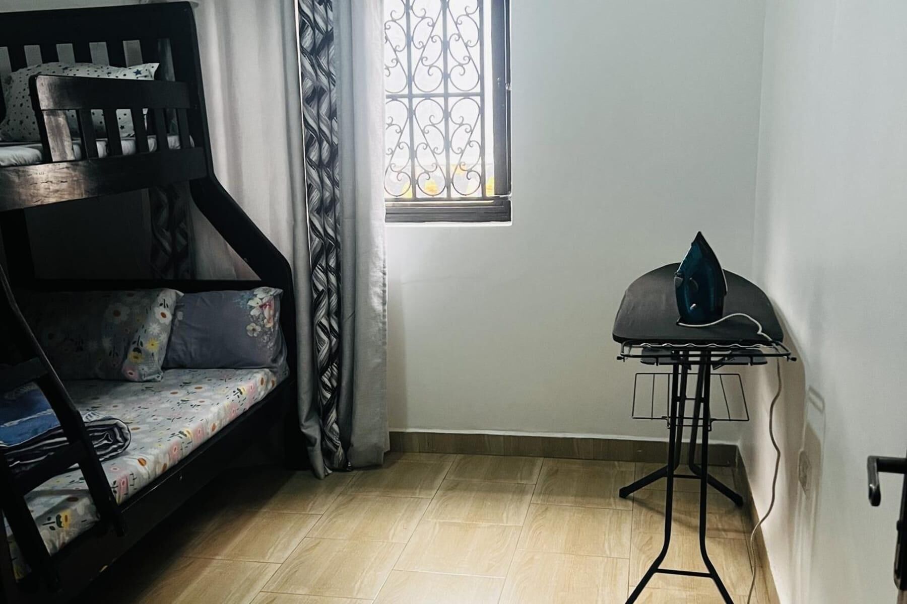 3 soverom, strykejern/-brett, wi-fi (inkludert) og sengetøy