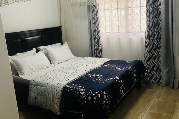 3 bedrooms, iron/ironing board, free WiFi, bed sheets