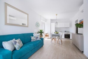 Design Condo, City View | Living area | 24-inch TV with cable channels